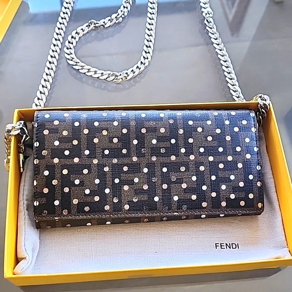 FENDI Wallet on Chain LIMITED EDITION Metallic